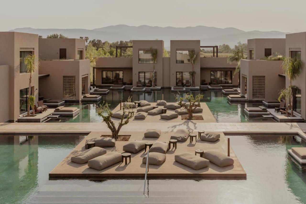 Deluxe Double or Twin Room Pool Access