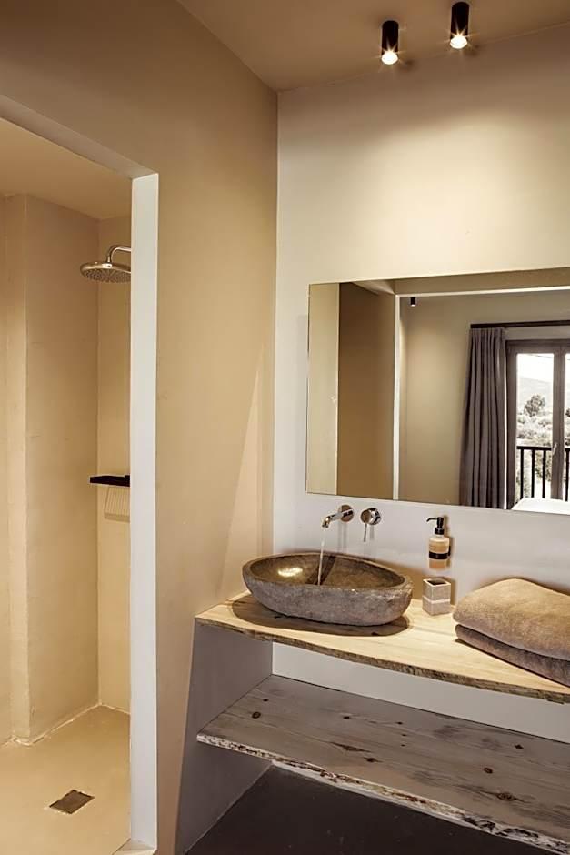 Suite Pool View